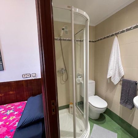 Habitacion Con Bano Privado Билбао Екстериор снимка